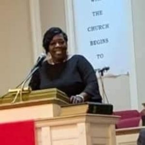 Meet your Posher, Vanessia